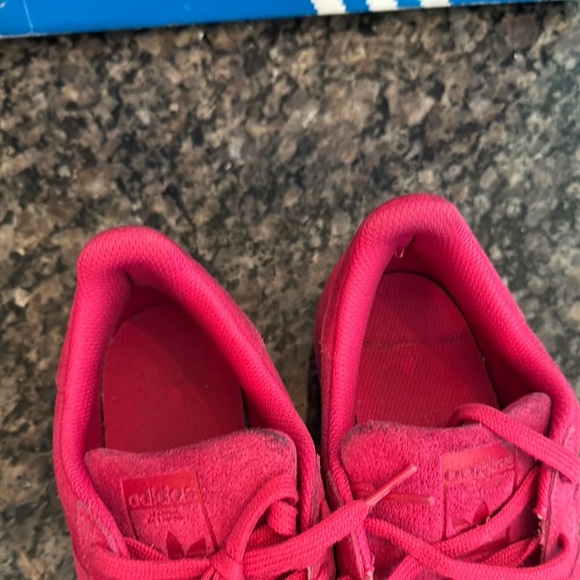 Adidas Pink Sneakers Classic Shell Toe Design - Picture 9 of 16